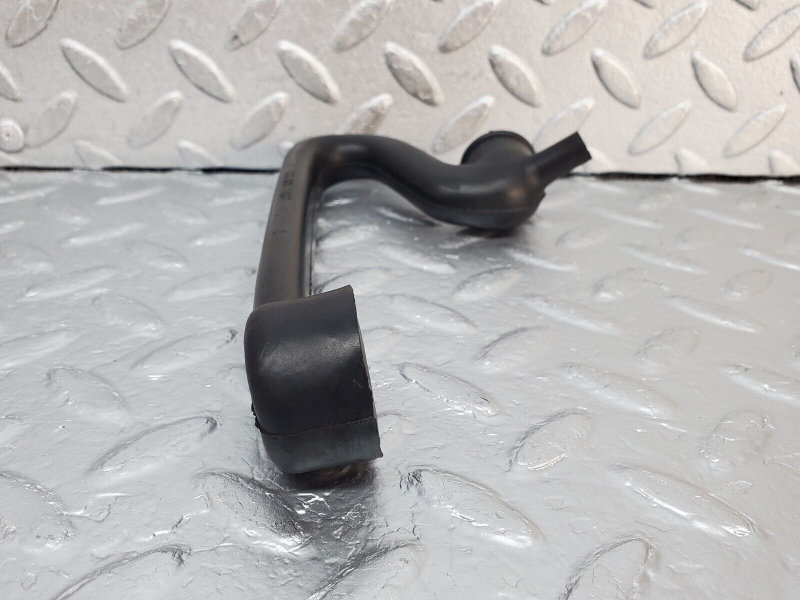 45399 Mercedes-Benz 280E M110.983 Air Intake Pipe 1100942482