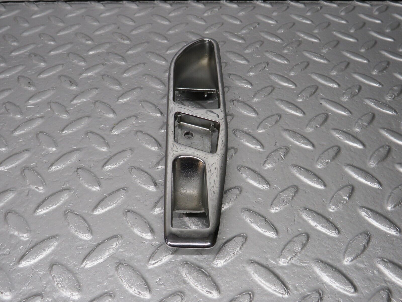 40010 Mercedes-Benz R107 350SL Interior Door Handle Chrome Surround Left