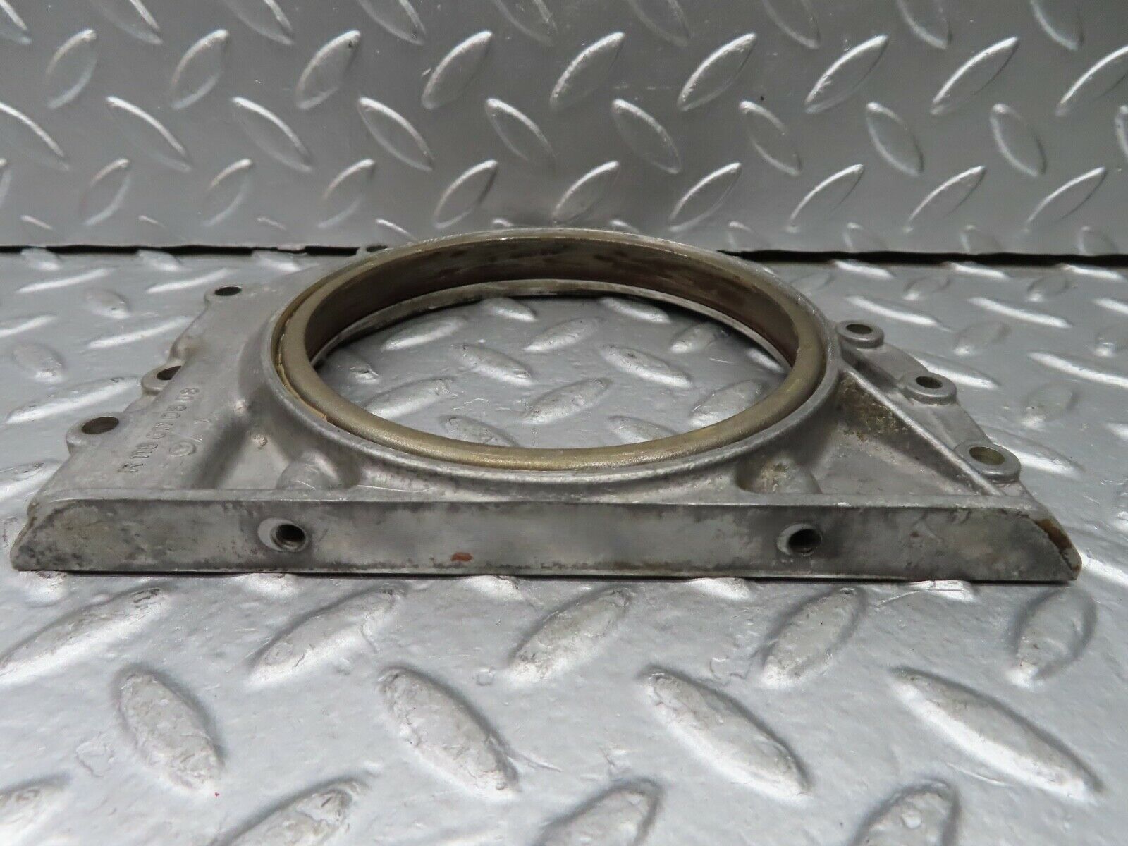 20760 Mercedes-Benz R107 450SL Crankshaft Rear Sealing Cover 1160110608