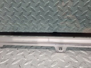W140 front left door double window glass used OEM