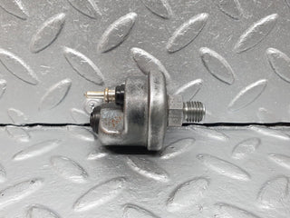 41662 Mercedes-Benz W124 200E Oil Pressure Sensor VDO