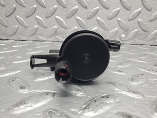 W124 Cabriolet trunk lock vacuum actuator used OEM
