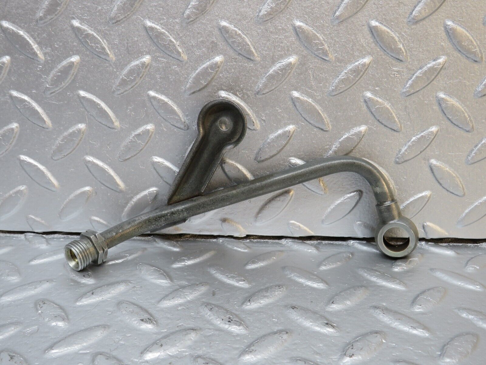 40033 Mercedes-Benz R107 350SL Oil Hose Pipe