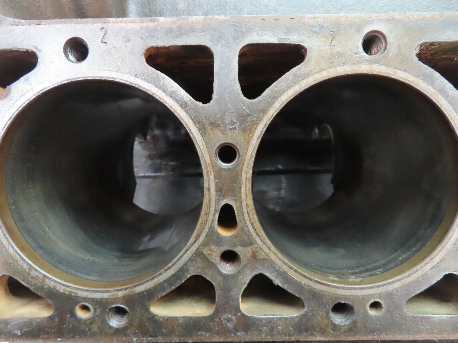 15799 Mercedes-Benz R107 450SL Engine Block 1170111101 M117.985