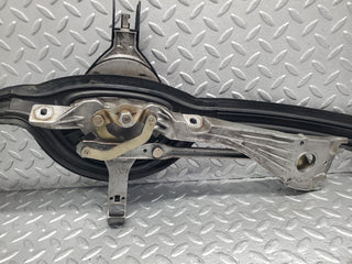 W124 Cabriolet windscreen wiper mechanism linkage used OEM