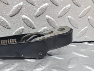 W126 windscreen wiper arm right side used OEM