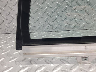 W140 front left door double window glass used OEM