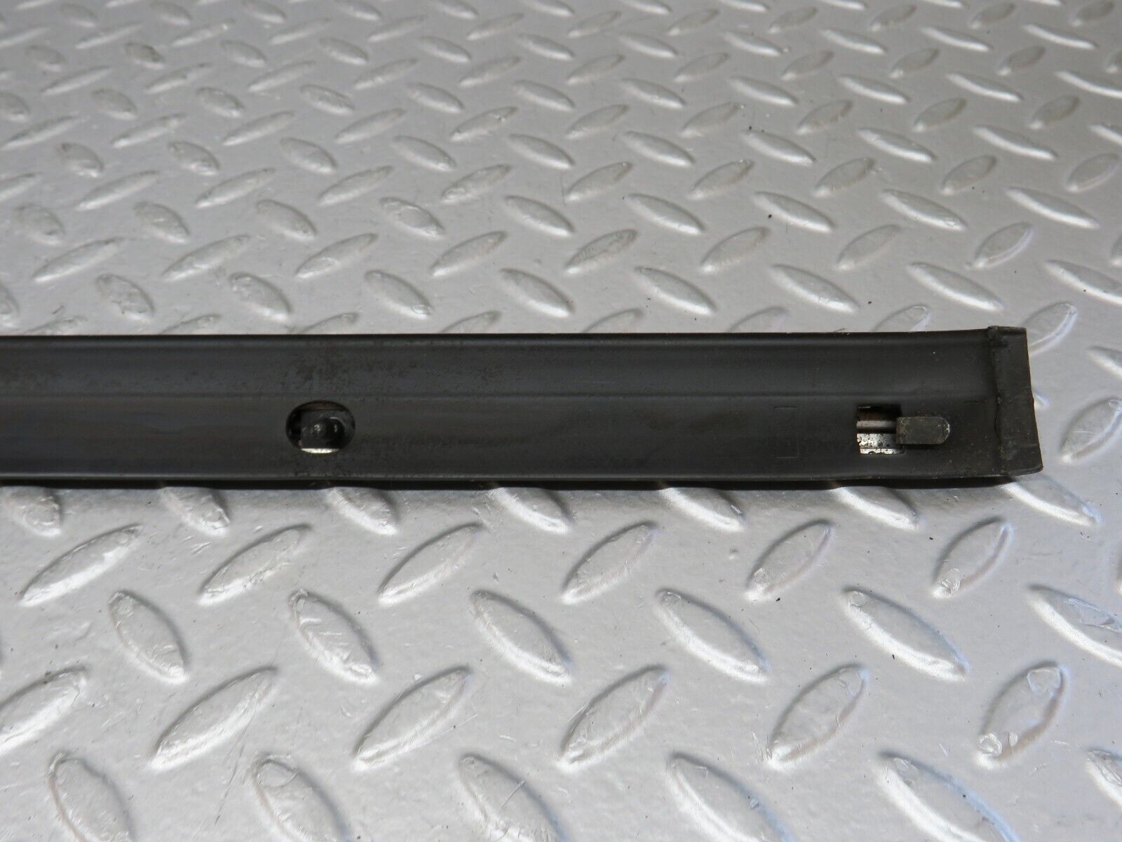 35367 Mercedes-Benz R107 280SL Right Door Centre Moulding Trim