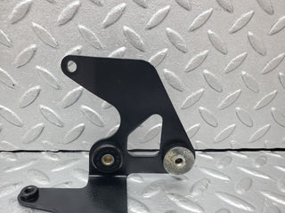 45296 Mercedes-Benz R129 300SL Coupe Heating Water Pump Bracket