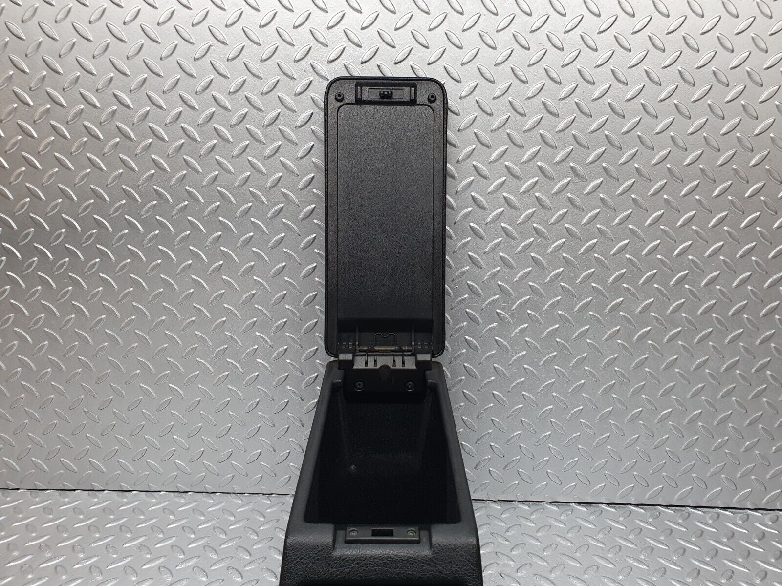 41966 Mercedes-Benz W202 C200 Centre Console Armrest Black 2026801279