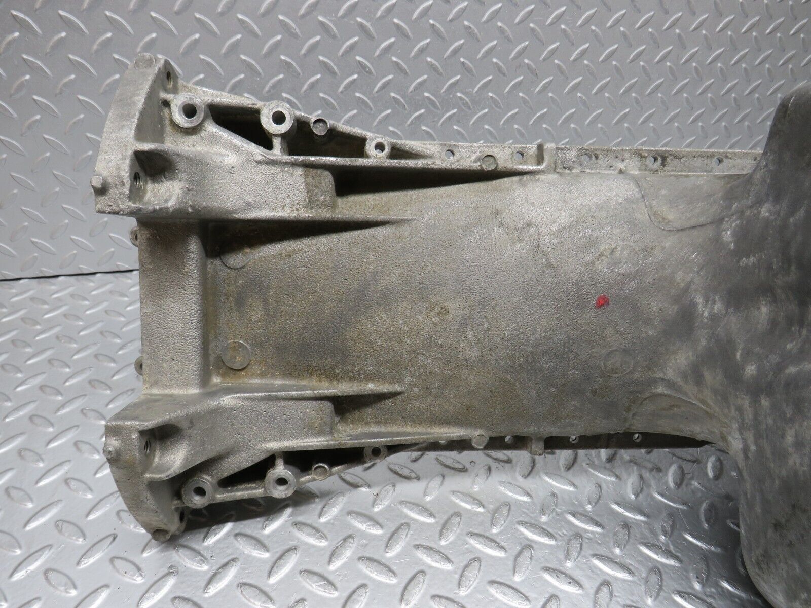 39318 Mercedes-Benz R107 500SL Oil Pan Oil Sump 1160105513