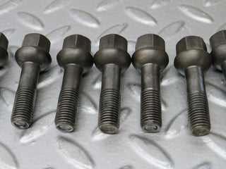 37998 Mercedes-Benz A124 Cabriolet Alloy Wheel Lug Bolt Set With Locking Bolts M12x1.5