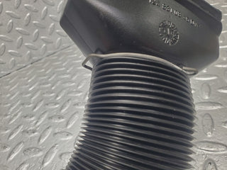 W124 Cabriolet air duct pipe hose used OEM