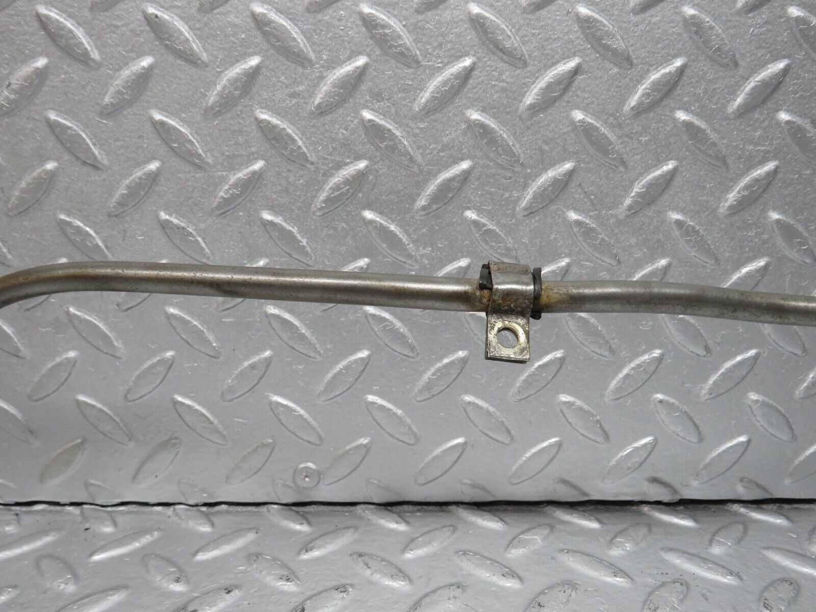 40134 Mercedes-Benz R107 350SL Gearbox Oil Hose Pipe