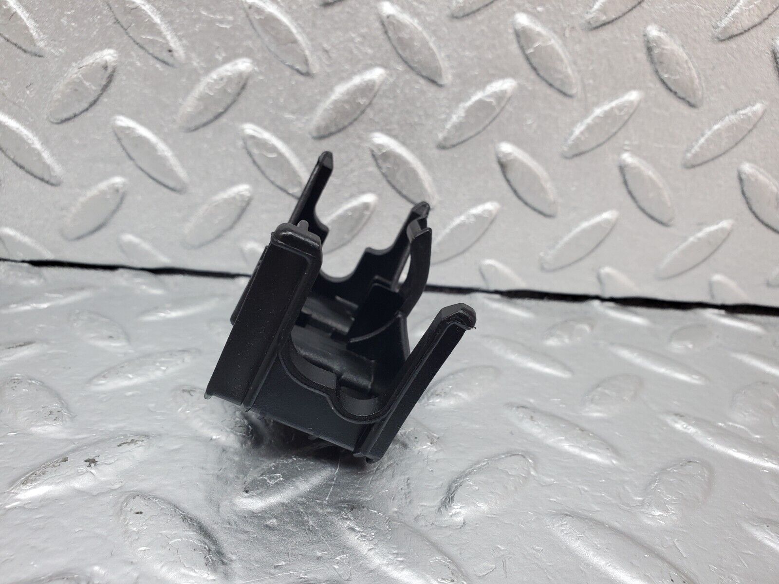 45124 Mercedes-Benz R129 300SL Coupe Cable Wire Holder Bracket 1295453540