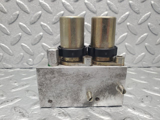 W124 Cabriolet rear headrest roll bar hydraulic valve block used OEM