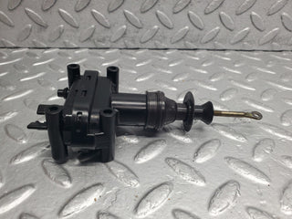 W124 Wagon door lock vacuum actuator rear used OEM