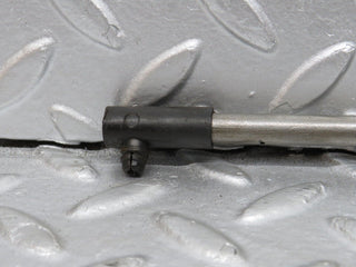 33082 Mercedes-Benz C107 R107 350 V8 Camshaft Oil Tube