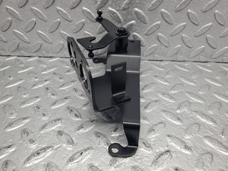 W112 throttle linkage used OEM