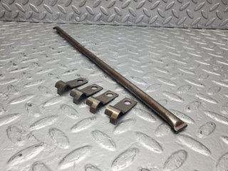 W124 camshaft oil tube with bracket used OEM