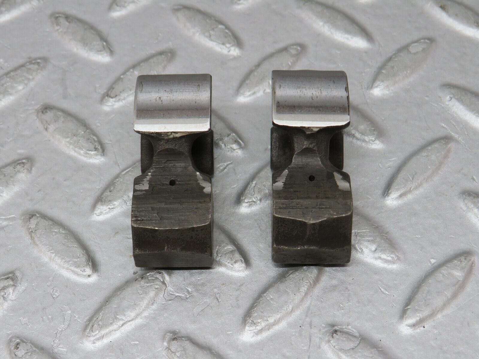 35640 Mercedes-Benz R107 280SL Valve Rocker Arm With Spring And Tappet