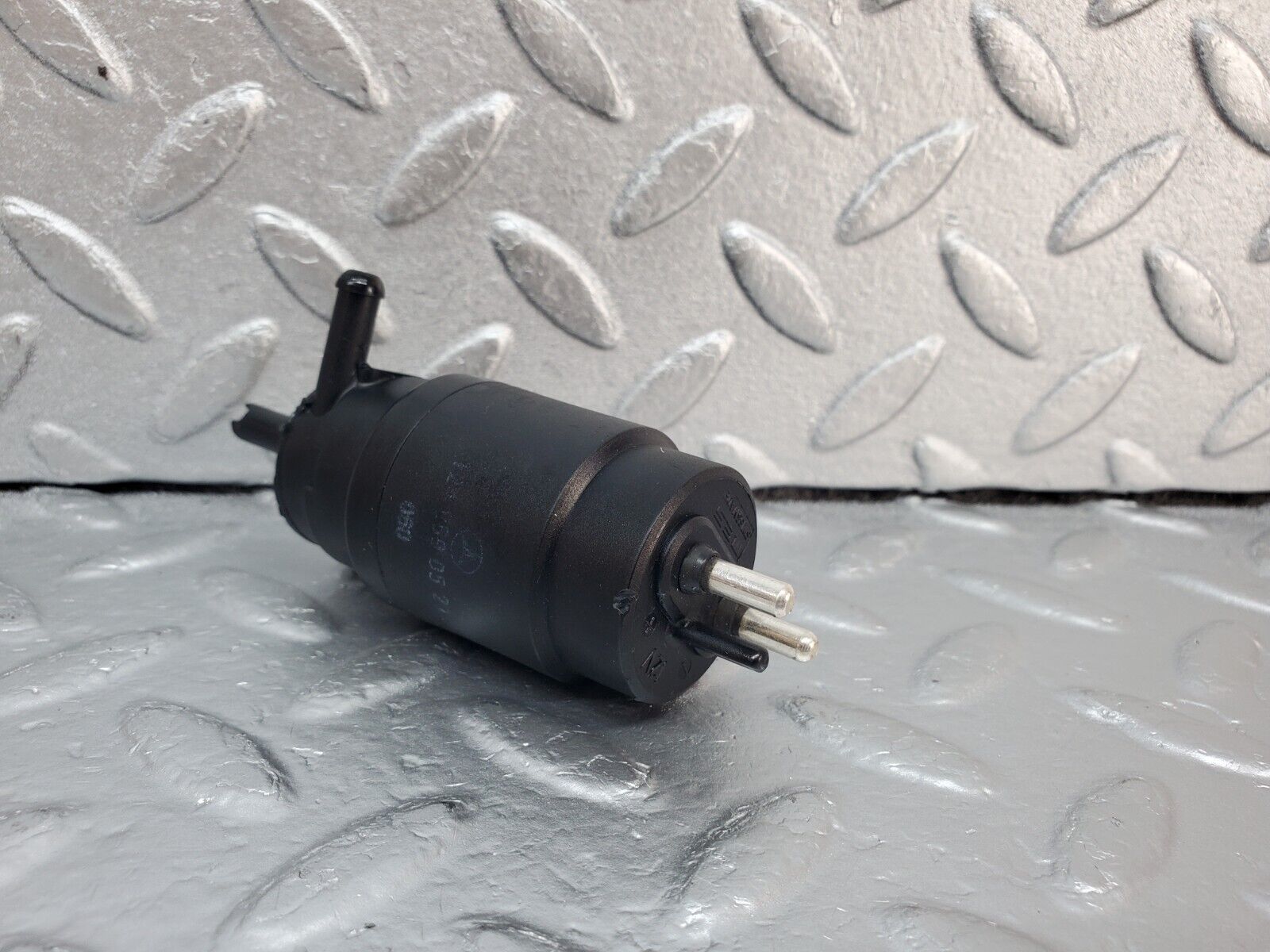 45227 Mercedes-Benz R129 300SL Coupe Windscreen Washer Pump 1248690521