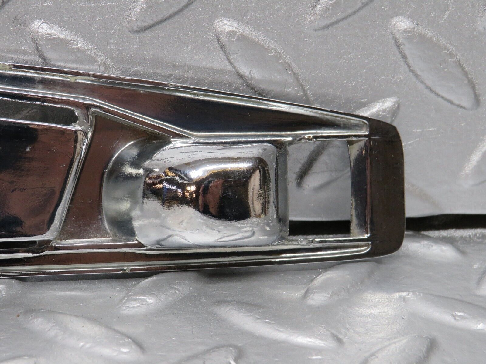 40009 Mercedes-Benz R107 350SL Interior Door Handle Chrome Surround Right