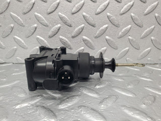 W124 front right door lock vacuum actuator used OEM
