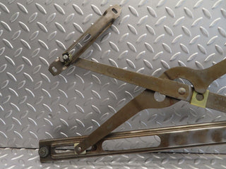 11752 Mercedes-Benz R107 450SL Front Right Power Window Regulator 1077200846