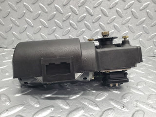 W124 Cabriolet wiper motor with cover used OEM