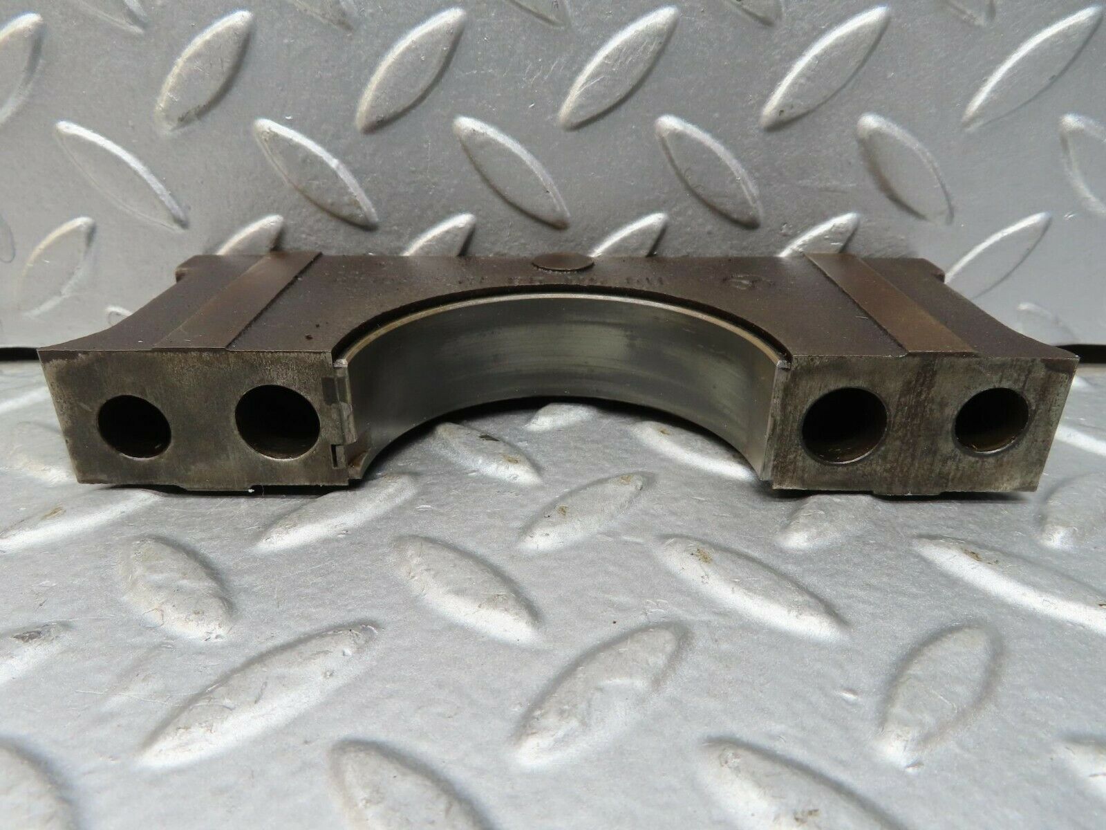 15705 Mercedes-Benz R107 450SL Crankshaft Bearing Holder Block 1160110313