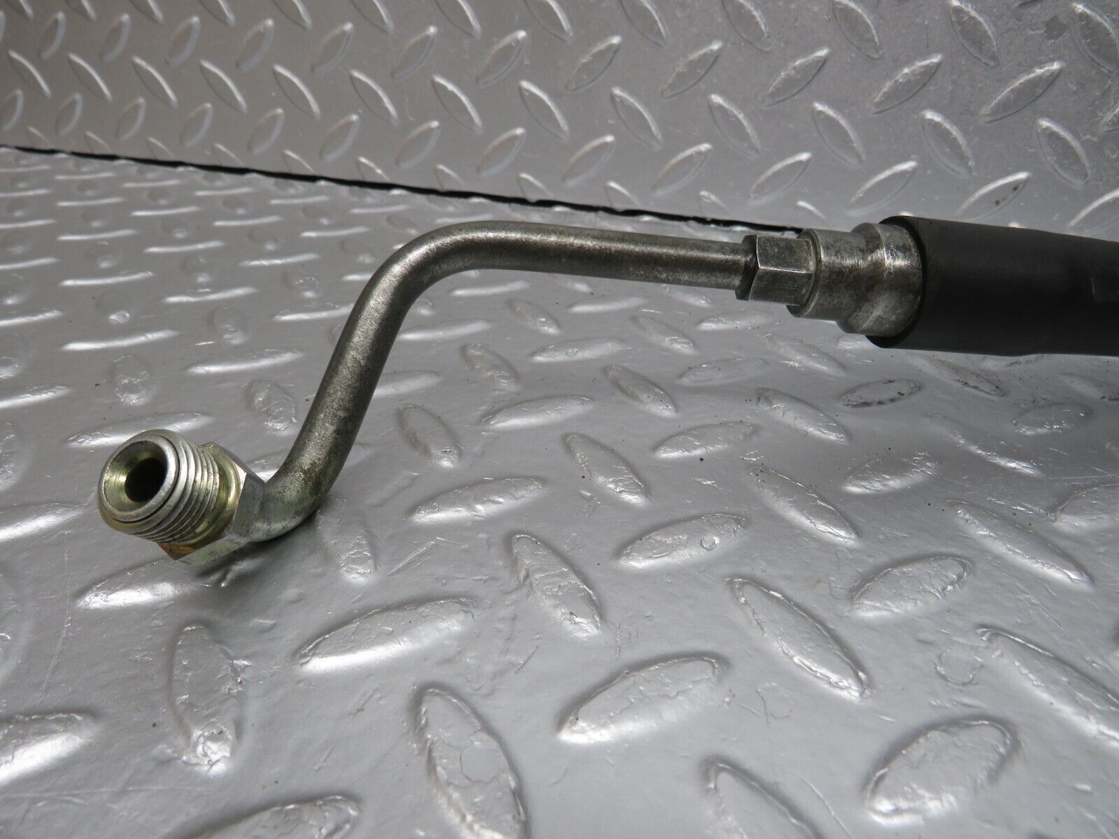 40074 Mercedes-Benz R107 350SL Fuel Pipe Line