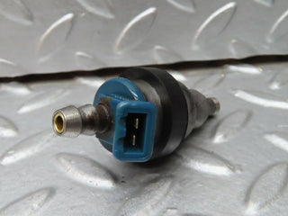 R107 SL fuel injector used OEM
