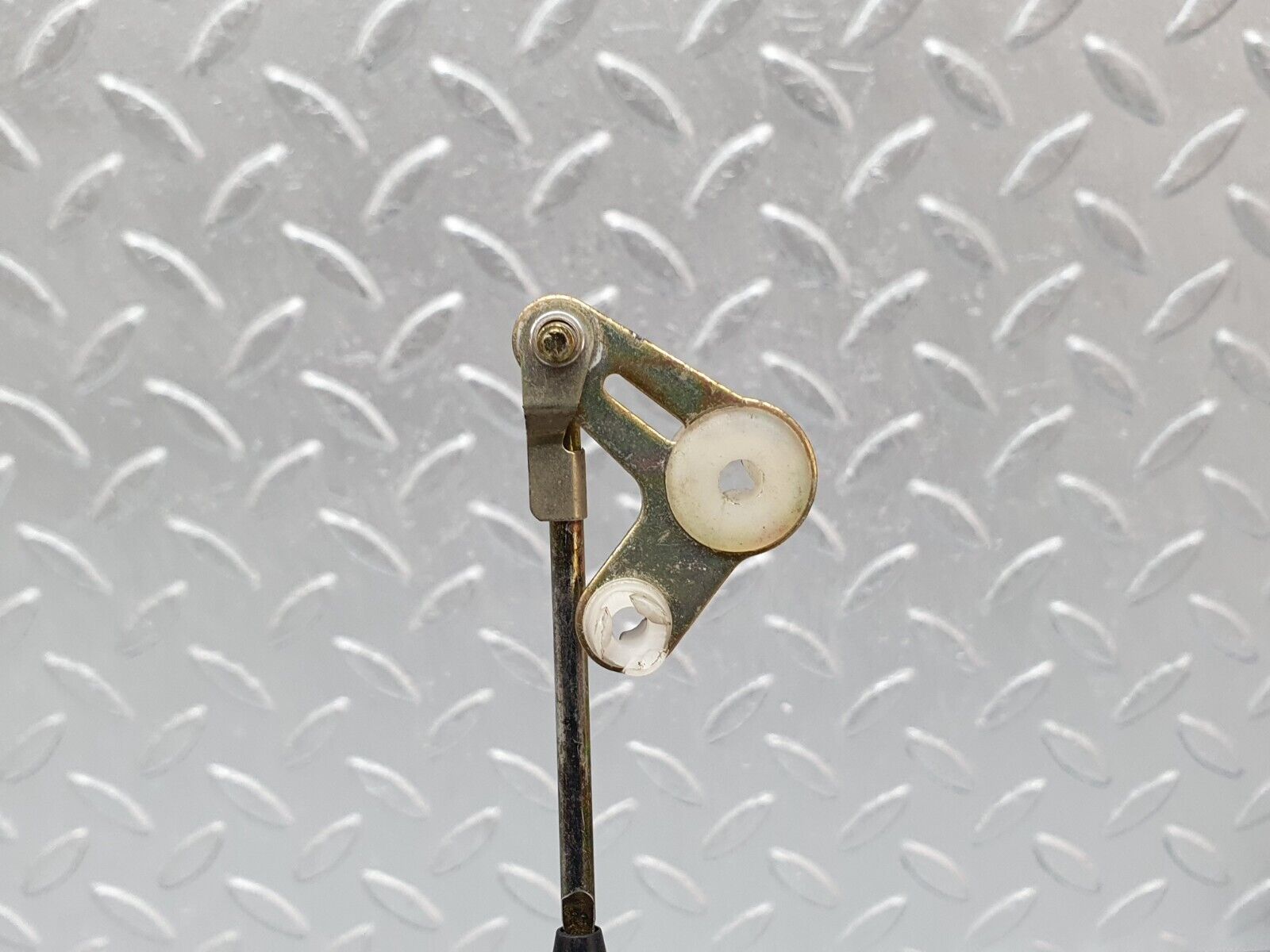 41708 Mercedes-Benz W124 200E Rear Door Lock Knob Pair