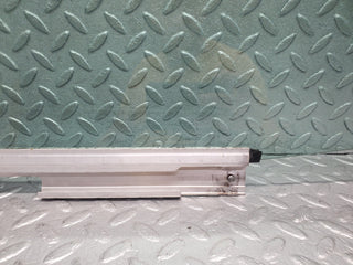 W124 Wagon front left door window glass used OEM