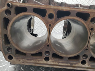 W124 Wagon engine block used OEM