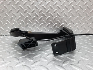 42202 Mercedes-Benz R129 320SL Coupe Accelerator Pedal With Rubber 1293010001 1293010382 1243011320