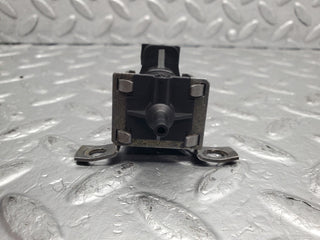 W123 vacuum control valve used OEM