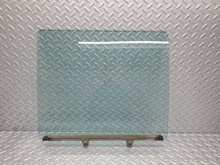 S123 Wagon rear right window glass used OEM