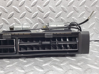 45925 Mercedes-Benz W126 420SE Dashboard Centre Air Vent 1268300654 1268310030 1268310130