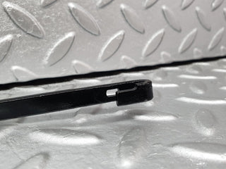 W126 Coupe windscreen wiper arm right side used OEM
