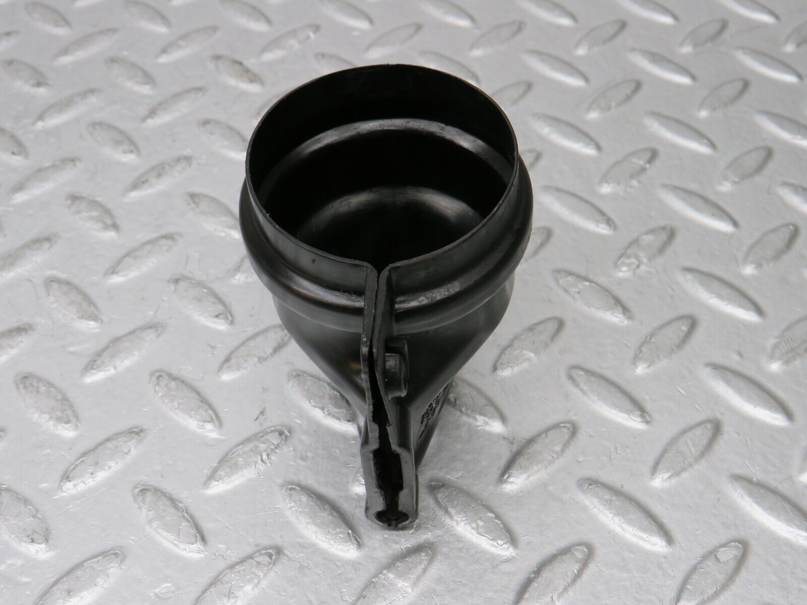 35343 Mercedes-Benz R107 280SL Ignition Coil Protective Cap 0001581785