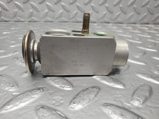 W124 Cabriolet air conditioning expansion valve used OEM
