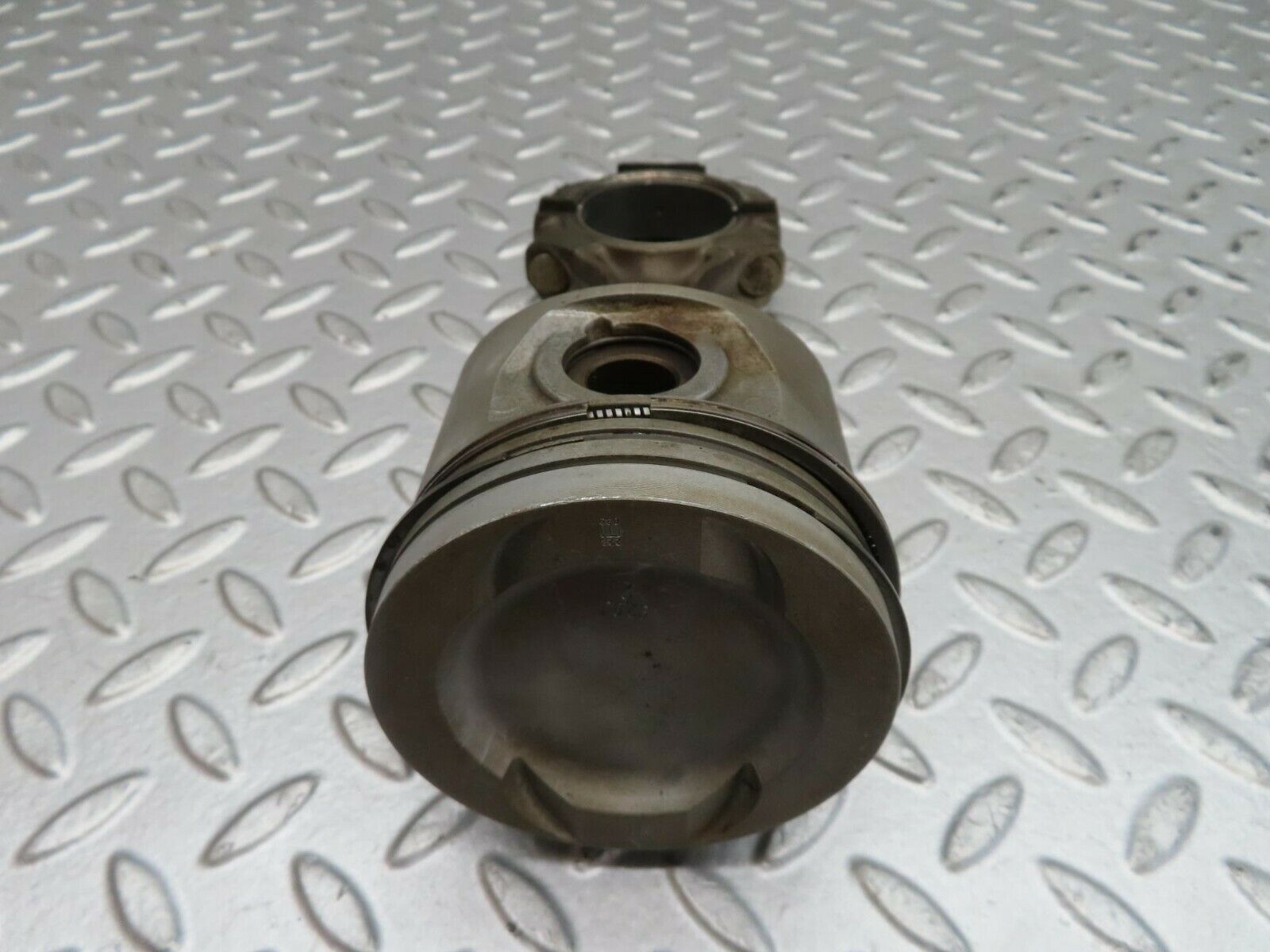 15778 Mercedes-Benz R107 450SL Piston With Connecting Rod 92.00 mm