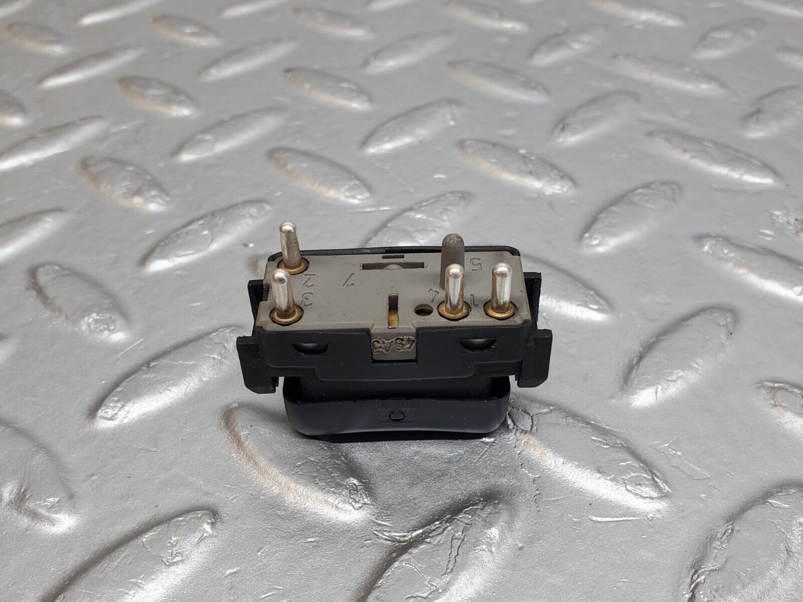 44716 Mercedes-Benz W124 220E Electric Window Switch Left Side 1248209310