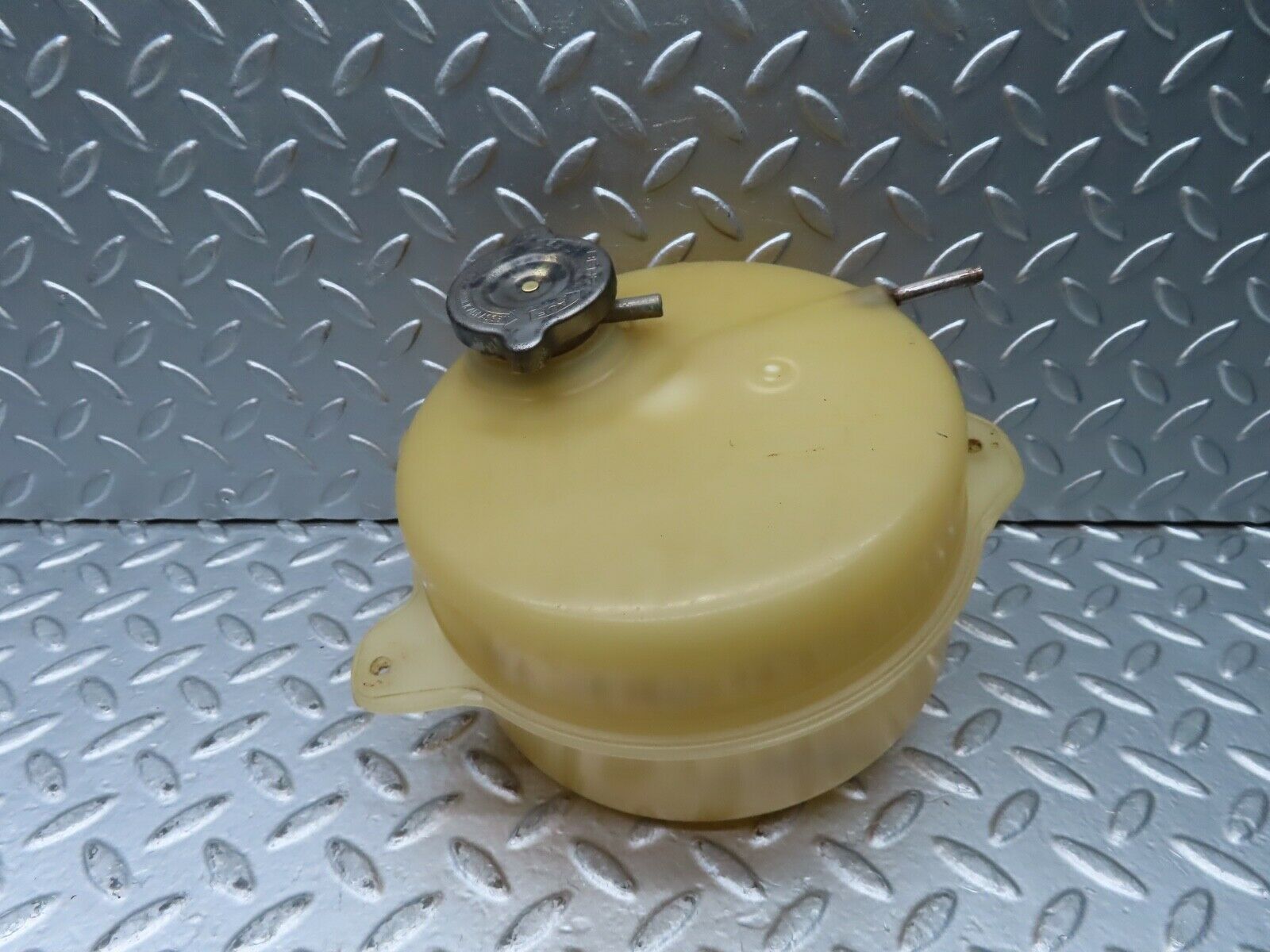 20606 Mercedes-Benz R107 450SL Coolant Reservoir Tank 1075000349