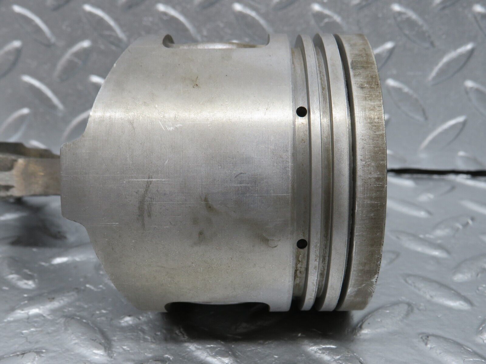 40025 Mercedes-Benz R107 350SL Piston With Connecting Rod 92.00mm