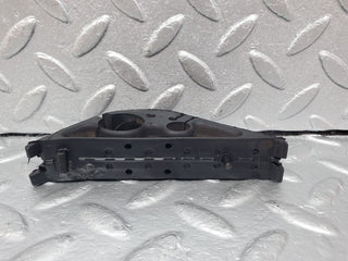 45727 Mercedes-Benz W126 420SE Firewall Grommet 1268050291