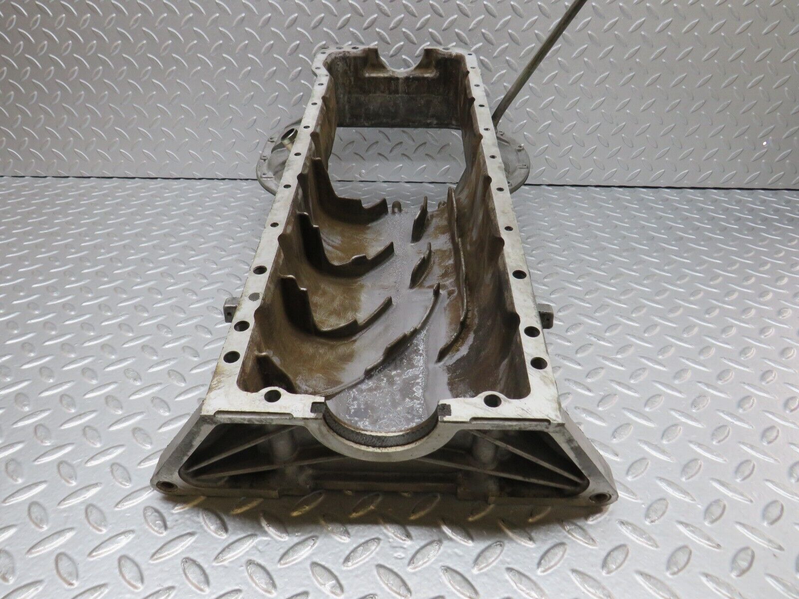 35646 Mercedes-Benz R107 280SL Oil Pan Oil Sump 1100140702