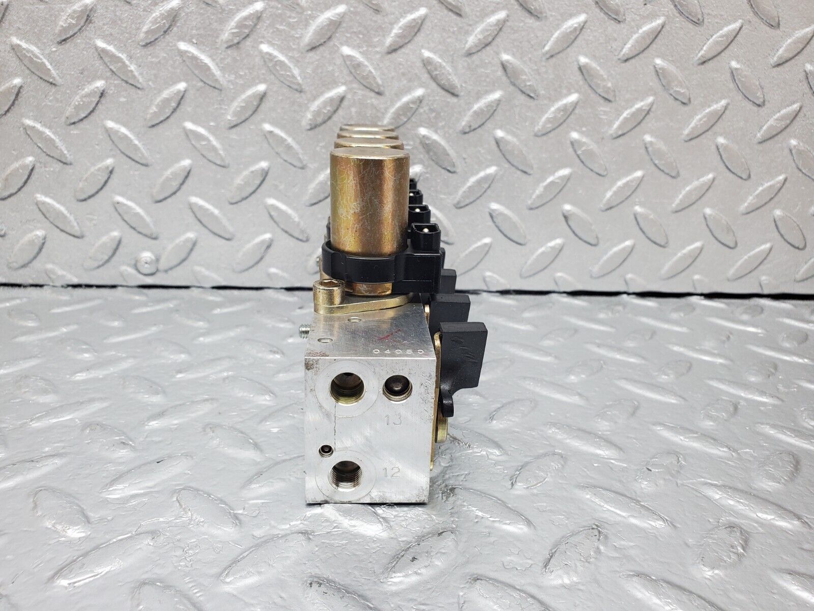 44978 Mercedes-Benz R129 300SL Coupe Roof Hydraulic Valve Right 1298001578